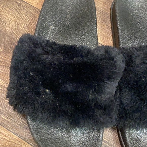 Fuzzy Slides - Picture 2 of 6